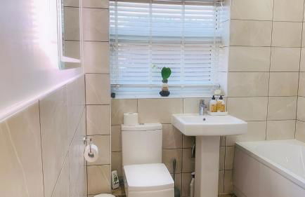 Happy Day 温馨小居-Walk to Warwick Uni & Cannon Park in Coventry that offers free parking - Foto 12