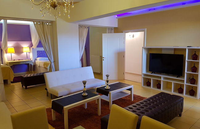 The golden brown luxury guesthouse - Foto 1