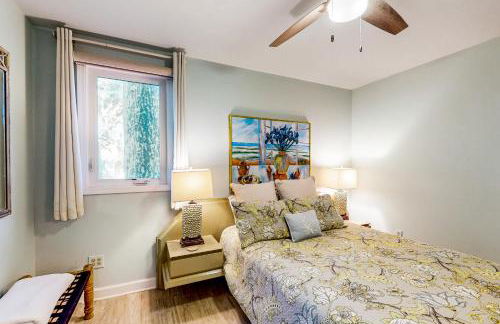 Three dog-friendly, waterfront cottages with full kitchens & private beach - Foto 17