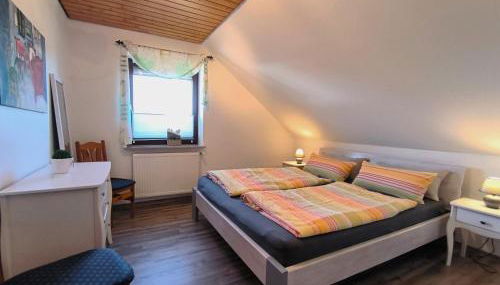 Lorenz große FeWo mit sonnigem Balkon in ruhiger Lage - Foto 3