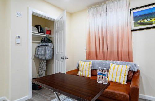 Luxe Retreat 2 Bedroom Hideaway Minutes from NYC - Foto 10