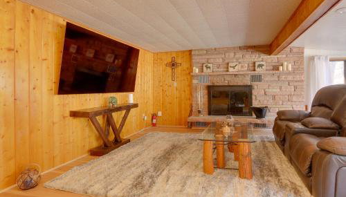 Riverfront Drake Home - 10 Mi to Estes Park! - Foto 5