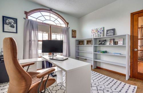 Elegant Pataskala Home with Hot Tub and Fire Pit! - Foto 7