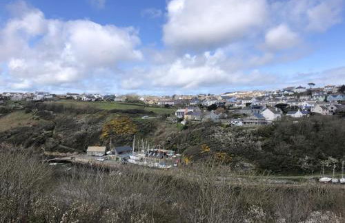 Tremanhire Cottage - Photo 10