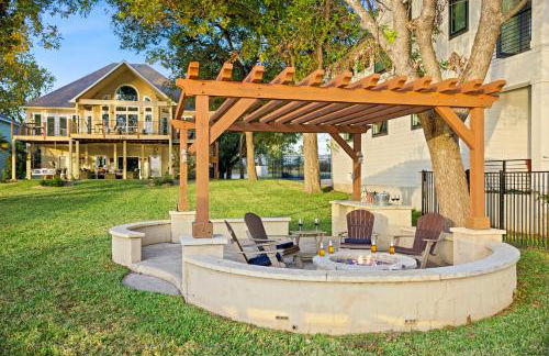 New Listing - Promo Price Waterfront Huge Yard - Foto 3