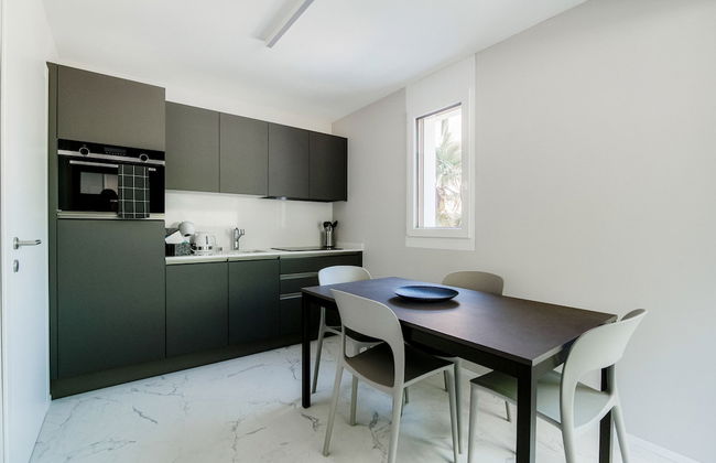Locarno Studio Apartments - Photo 18