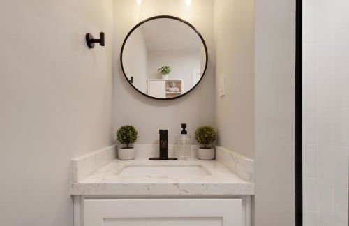 Elegant 3 Bedroom 2 Bathroom With EV Charging Near Santa Anita - Foto 3