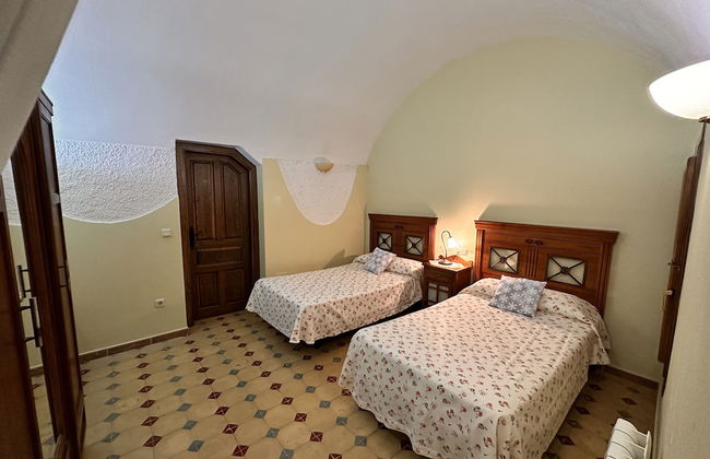 Cuevas la Granja - Foto 44