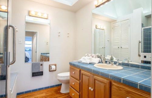 Quaint and Charming 4BR Tranquil Palo Alto Retreat - Photo 26