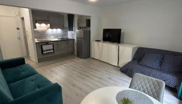 Grand Studio Lumineux et Fonctionnel 4 couchages Gare routière - Foto 3