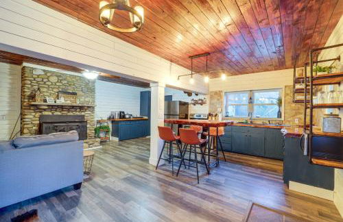 Rural Outdoor Oasis! Edgemont Cabin with Fire Pit - Foto 3