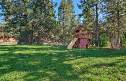 NEW! Cozy & Secluded House w/Deck - Near Yosemite! - Foto 40