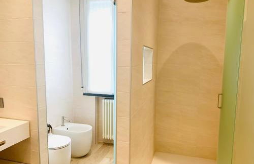 Modern 90sqm Apt - Ideal Base for Parma & Modena - Foto 31