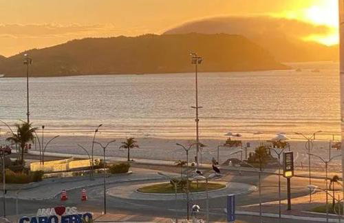 Casa na orla da Praia do Forte - Foto 1