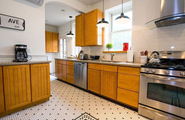 The Traveler's Nook Walk to City Park - Foto 13