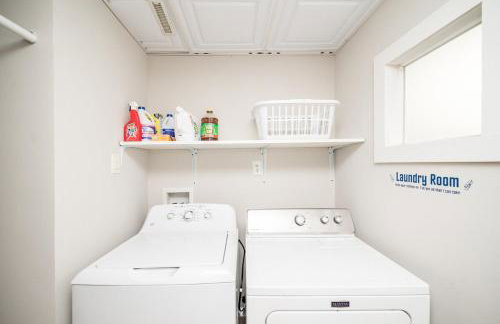 Lighthearted Family Friendly Downtown River Views - Foto 42