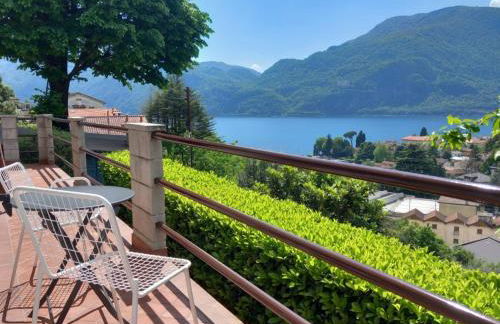 Lake and Guzzi view - Holiday Home - Foto 43