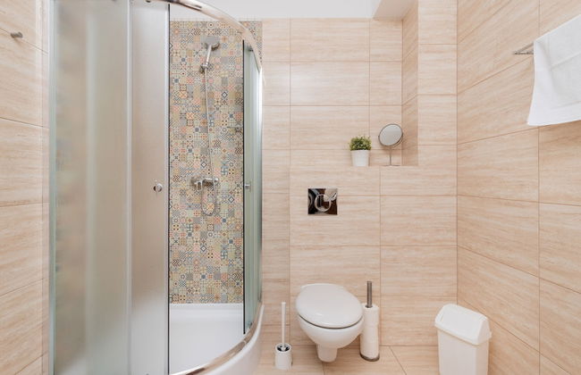 Willa 4 Pory Roku Apartment by Renters - Photo 35