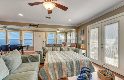 Colorful Beachside Oasis! Galveston Family Home - Foto 9