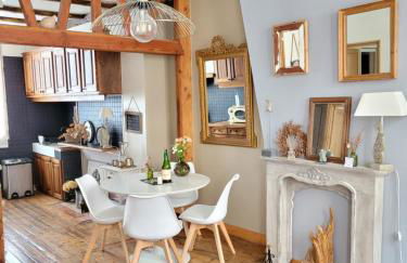 Parking Privé -Le VALENTIN -Coeur Historique -La Clef de Honfleur - Foto 2