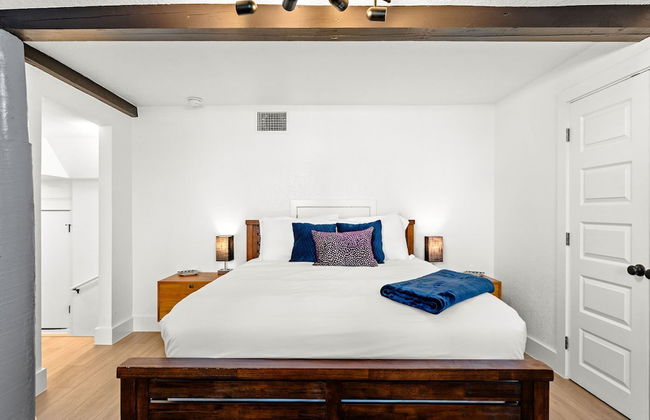 Style & Serenity - Steps Away From South Congress - Foto 8