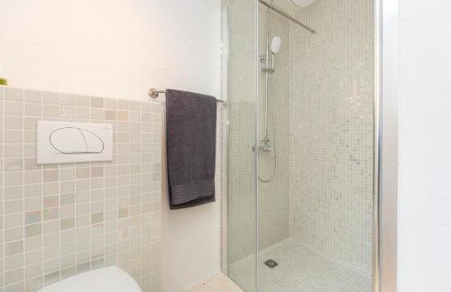 Wellness House Oliva with heated salt water Pool, Sauna & Jakuzzi - Foto 9