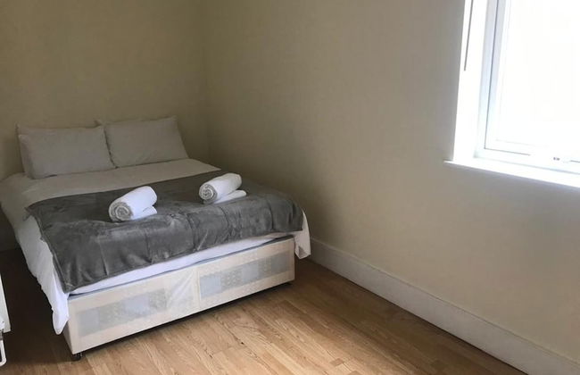 4 Bedroom, 8 bed Apartment,free Parking - Foto 4