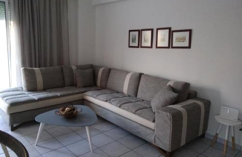 Gorginas Home - Photo 14