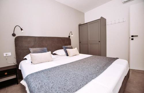 SOL luxury residence near the beach with shared heated pool - Foto 20