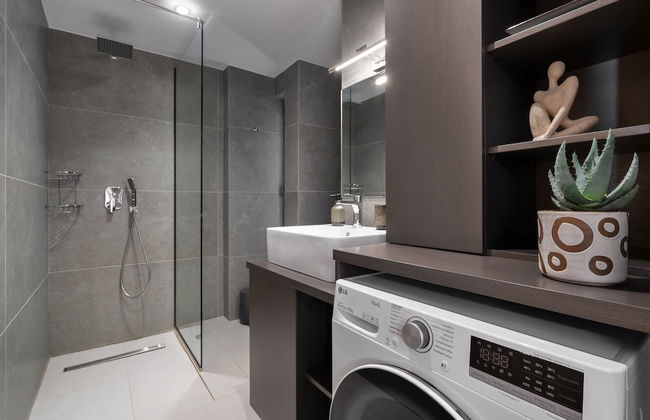 Comfy Apt terrace and parking 800m to old town and beach - Foto 13