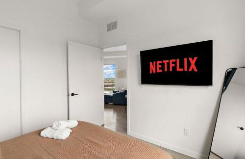 W603 Luxury 2 Bedroom Top Floor Condo In DT Minneapolis, Minutes From Minneapolis Convention Center & US Bank Arena - Foto 3