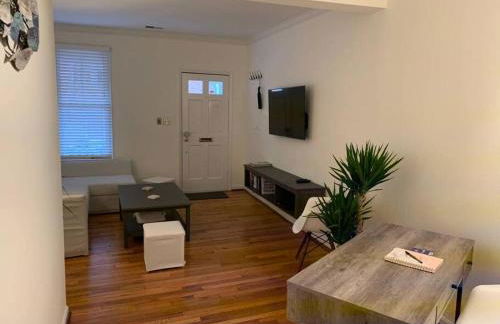 Cozy 2br home w/ parking in downtown Annapolis - Foto 19