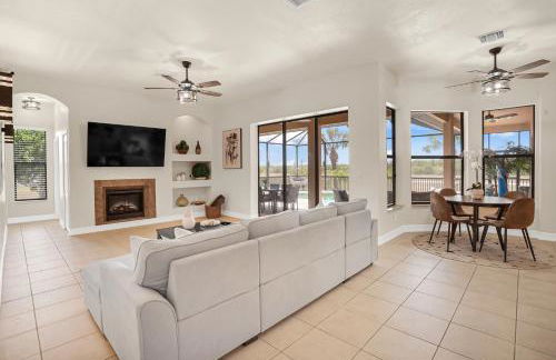 Luxury Villa in Punta Gorda Isles - Photo 12