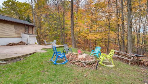 Easy Cleveland Access! Quiet Suburb Stay with Yard - Foto 3