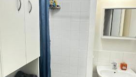 Solo - Foto 4, Shower