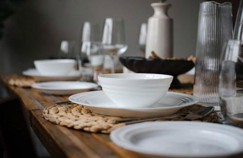 Leeds 4-bed house - hot tub, parking & games - Foto 35