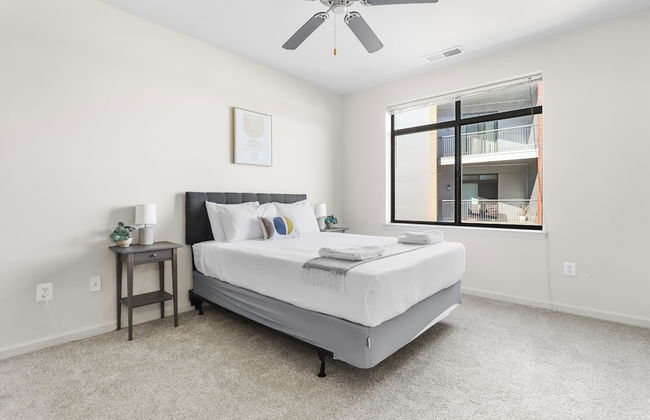 DC Charm in Crystal Apartments - Foto 20