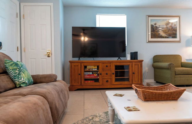 Waterfront Getaway and BBQ - Photo 13