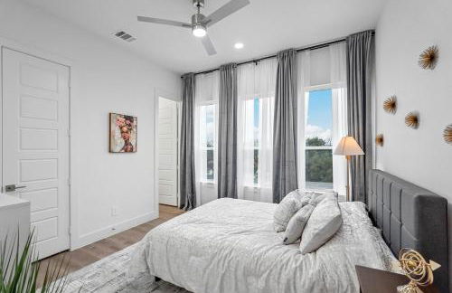 Upscale 2BR Hideaway, Ensuite Bliss, Pet-Friendly - Foto 30