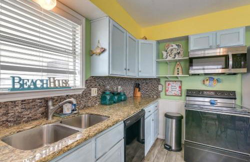 Walk to Gulf Surfside Beach Home with Deck - Photo 11