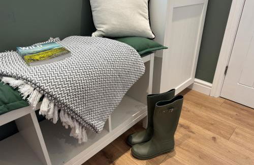 Converted Welsh Sunday School with Sea View & Garden on Anglesey - Dog Friendly - Photo 52