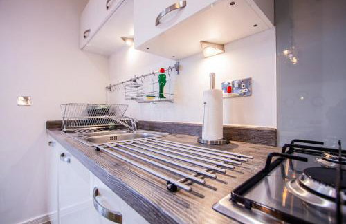 Charming 1BR House in Eccles with Free Parking - Foto 16