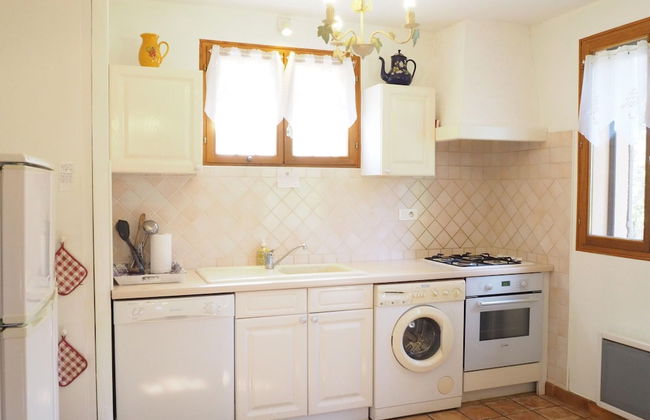 Holiday Home With Private Pool in Bedoin - Photo 6