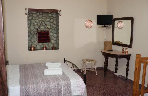 Mary's house - Photo 16