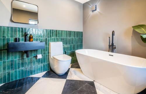 Farmyard House - Photo 15