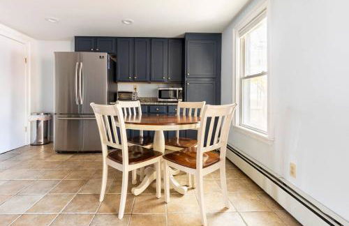 Downtown Retreat • Perfect for Families or Groups! - Foto 4