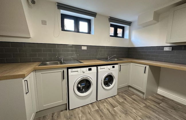 Comfortable Stay - Fishpond Dr - Photo 17