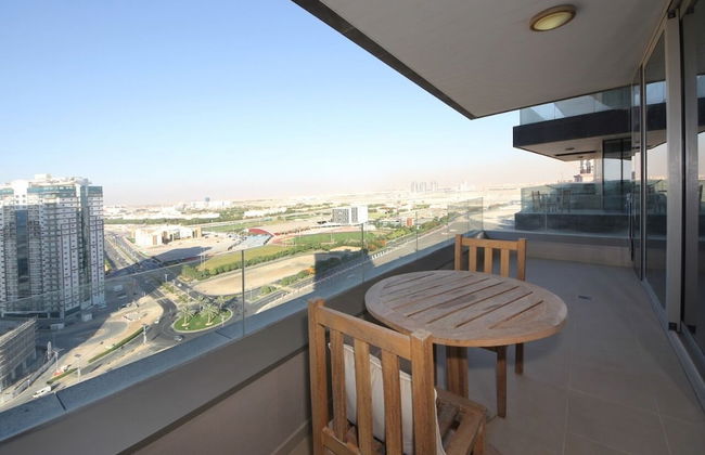 Studio Apartment in The Matrix Tower - Photo 14