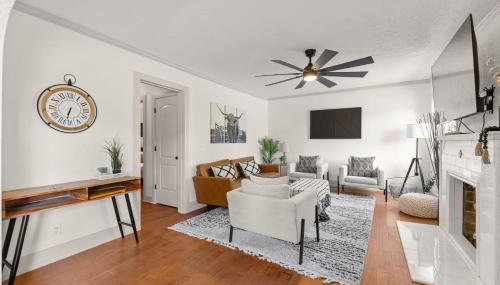 Timeless Historic Home near Downtown with HOT TUB - Foto 5