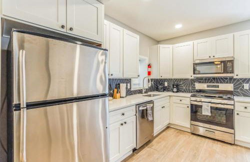 Shops, Dave and Busters and Convention Center across street! U1 - Foto 12